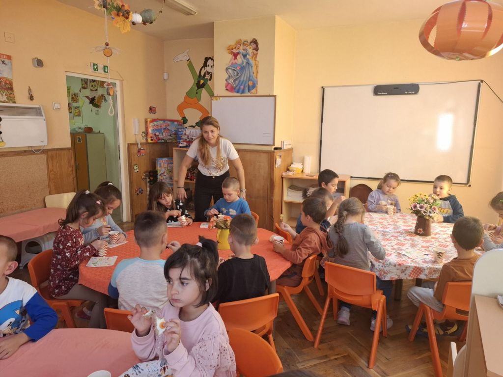 Мероприятие в ДГ „Дружба“, гр. Шумен на тема: „Храним се здравословно“ 14